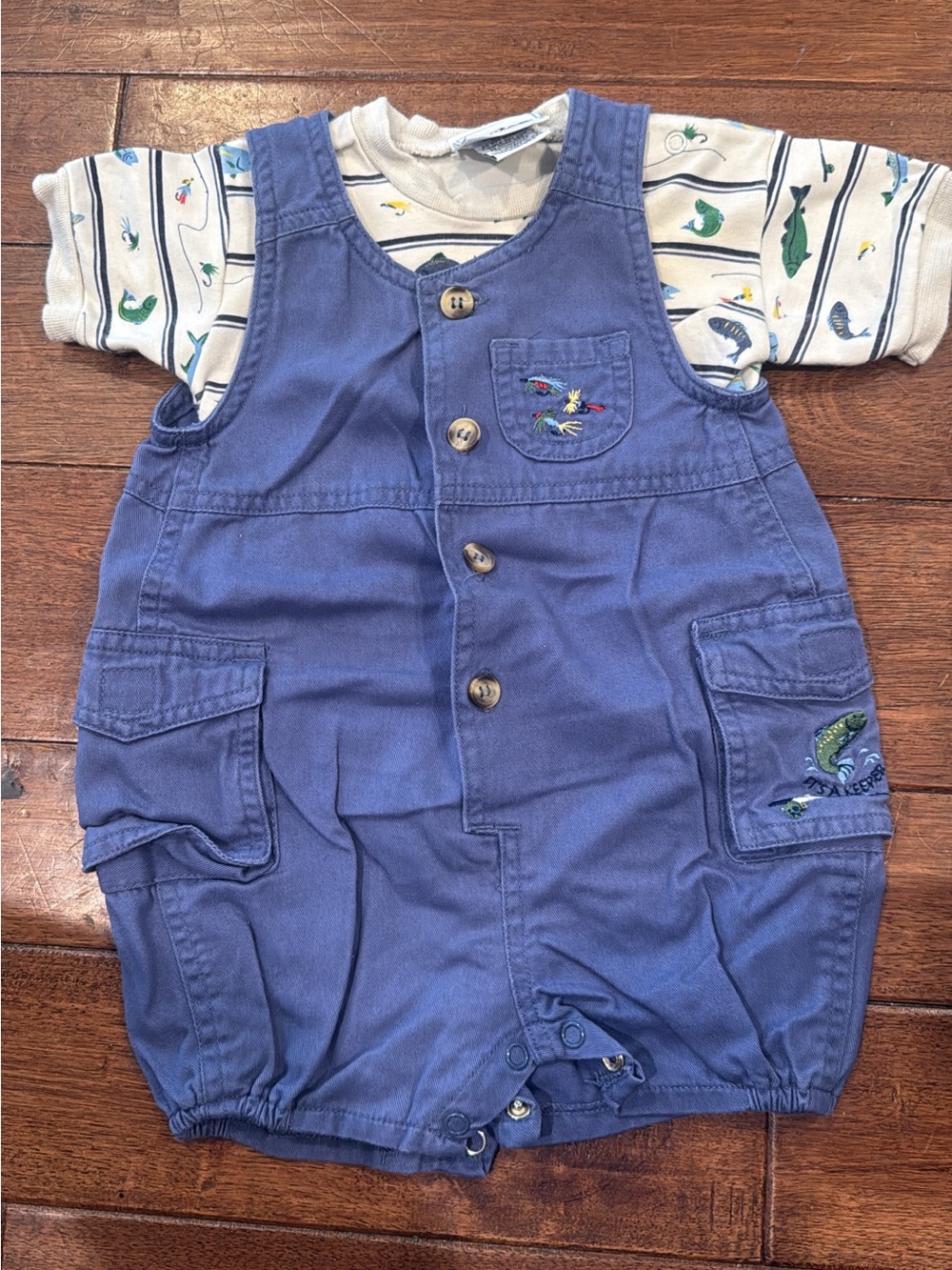 Le top vintage fishing Kids Blue Shortall Romper -m